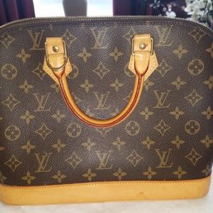 Authentic LOUIS VUITTON Alma PM Bag